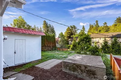 1524 Lincoln Street, Bellingham, WA 98229 - Photo 17