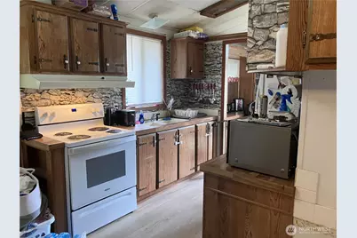 1710 E Trails End, Belfair, WA 98528 - Photo 11