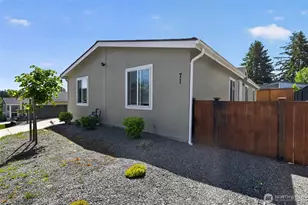 23708 Locust Way, Bothell, WA 98021 - Photo 3