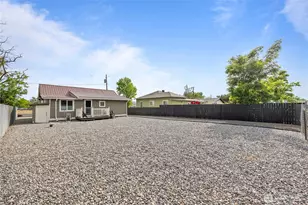 198 3rd St, Touchet, WA 99360 - Photo 29