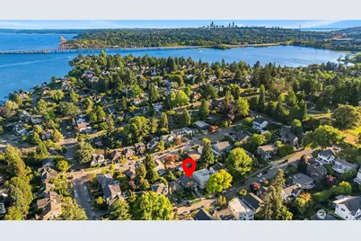 4839 NE 43rd Street, Seattle, WA 98105 - Photo 37