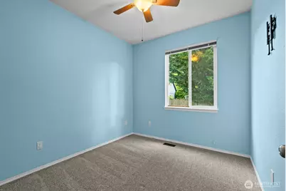 10407 Red Fern Ct SE, Yelm, WA 98597 - Photo 15