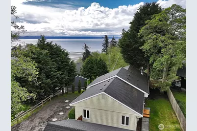 3760 Periwinkle Road, Clinton, WA 98236 - Photo 3