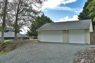 3760 Periwinkle Rd, Clinton, WA 98236 - Photo 29