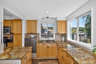 5503 Kingsway, Anacortes, WA 98221 - Photo 7