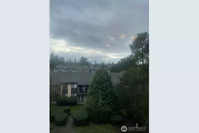 12611 NE 145th Place #H90, Kirkland, WA 98034 - Photo 5