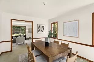 3863 44th Ave NE, Seattle, WA 98105 - Photo 9