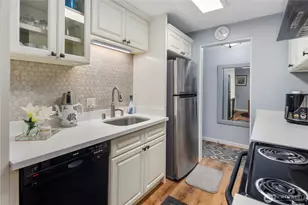 11008 NE 68th St, Kirkland, WA 98033 - Photo 9