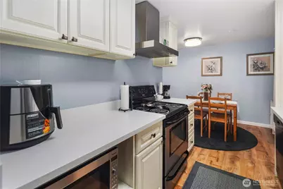 11008 NE 68th St #728, Kirkland, WA 98033 - Photo 5