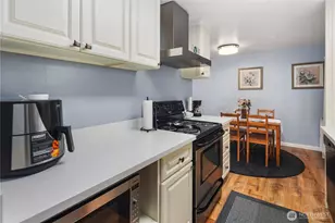 11008 NE 68th St, Kirkland, WA 98033 - Photo 5