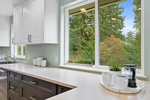 1826 N 199th St, Shoreline, WA 98133 - Photo 7