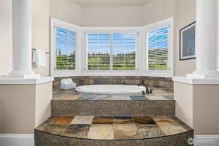 15407 SE 80th St, Newcastle, WA 98059 - Photo 27