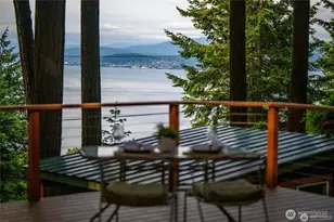 1059 Island Dr, Lummi Island, WA 98262 - Photo 21