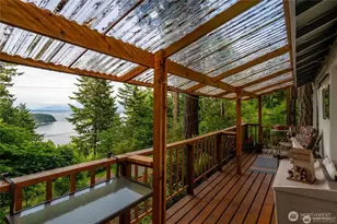 1059 Island Dr, Lummi Island, WA 98262 - Photo 19