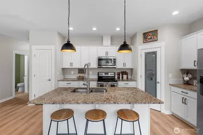 2301 Rosewood Lane, Centralia, WA 98531 - Photo 13