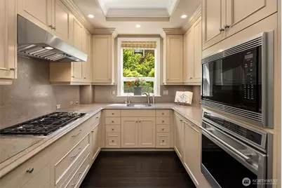 1188 Harvard Avenue E #3, Seattle, WA 98102 - Photo 17