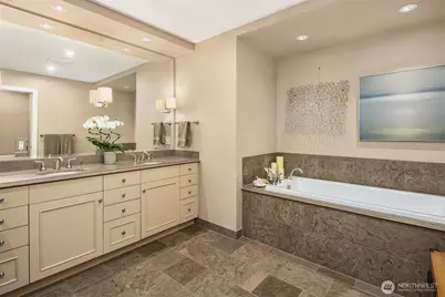 1188 Harvard Avenue E #3, Seattle, WA 98102 - Photo 29