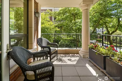 1188 Harvard Avenue E #3, Seattle, WA 98102 - Photo 9