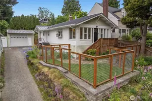 6533 20th Ave NE, Seattle, WA 98115 - Photo 1