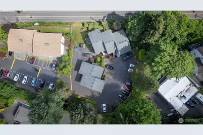 108 Kensington Avenue SW, Kent, WA 98030 - Photo 3