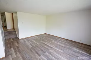 108 Kensington Ave SW, Kent, WA 98030 - Photo 19