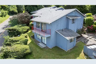 108 Kensington Avenue SW, Kent, WA 98030 - Photo 7