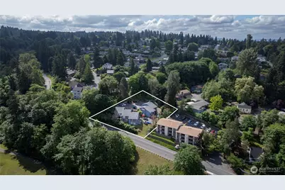 108 Kensington Avenue SW, Kent, WA 98030 - Photo 13
