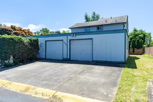 1204 31st St NE, Auburn, WA 98002 - Photo 3