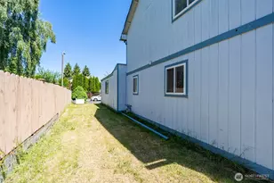 1204 31st St NE, Auburn, WA 98002 - Photo 7