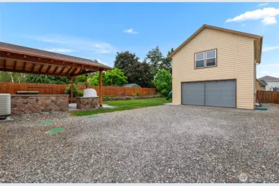 104 35th Street NW, East Wenatchee, WA 98802 - Photo 31