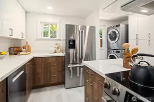 3202 SW Raymond St, Seattle, WA 98126 - Photo 7