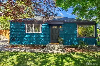 3202 SW Raymond Street, Seattle, WA 98126 - Photo 1