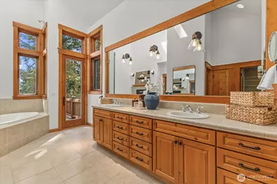 13748 242nd Avenue NE, Woodinville, WA 98077 - Photo 17