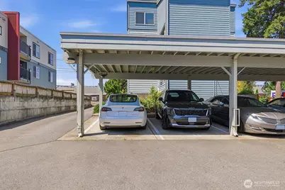 9522 1st Avenue NE #A4, Seattle, WA 98115 - Photo 19