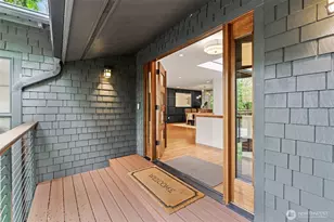 14317 SE 49th St, Bellevue, WA 98006 - Photo 3