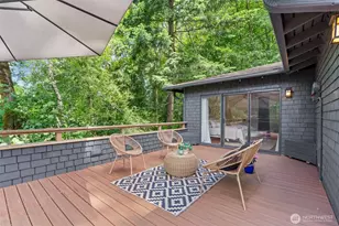 14317 SE 49th St, Bellevue, WA 98006 - Photo 17