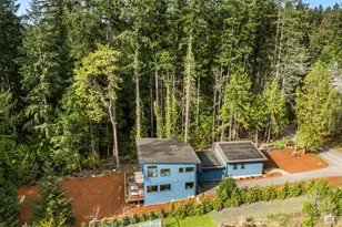 10143 Battle Point Dr NE, Bainbridge Island, WA 98110 - Photo 37