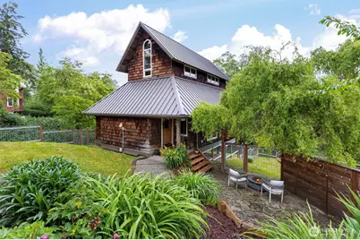 4710 New Sweden Avenue NE, Bainbridge Island, WA 98110 - Photo 1