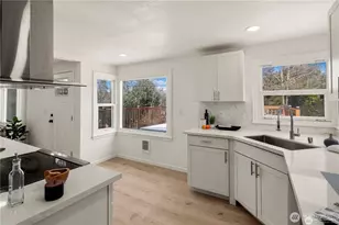 2315 S 116th Pl, Seattle, WA 98168 - Photo 15