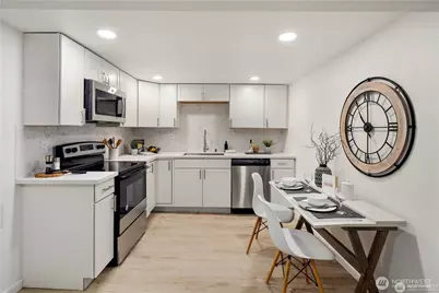 2315 S 116th Place, Seattle, WA 98168 - Photo 17