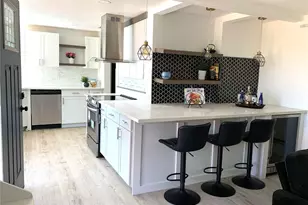 2315 S 116th Pl, Seattle, WA 98168 - Photo 9