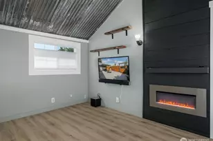 233 W Washington St, Sequim, WA 98382 - Photo 5