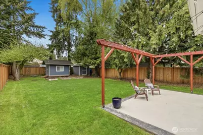 2122 N 128th Street, Seattle, WA 98133 - Photo 33