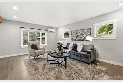 2122 N 128th Street, Seattle, WA 98133 - Photo 9