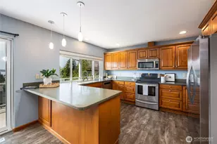 3602 W 8th St, Anacortes, WA 98221 - Photo 9