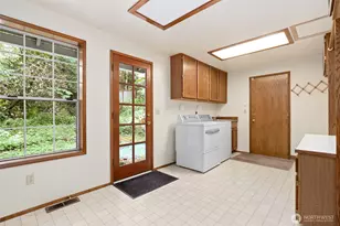 2833 140th Ave NE, Bellevue, WA 98005 - Photo 15