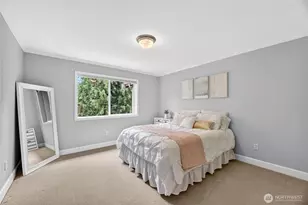 25901 NE 1st Pl, Sammamish, WA 98074 - Photo 27