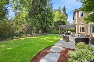 25901 NE 1st Pl, Sammamish, WA 98074 - Photo 31