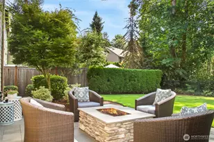 25901 NE 1st Pl, Sammamish, WA 98074 - Photo 35