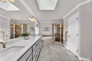 25901 NE 1st Pl, Sammamish, WA 98074 - Photo 21